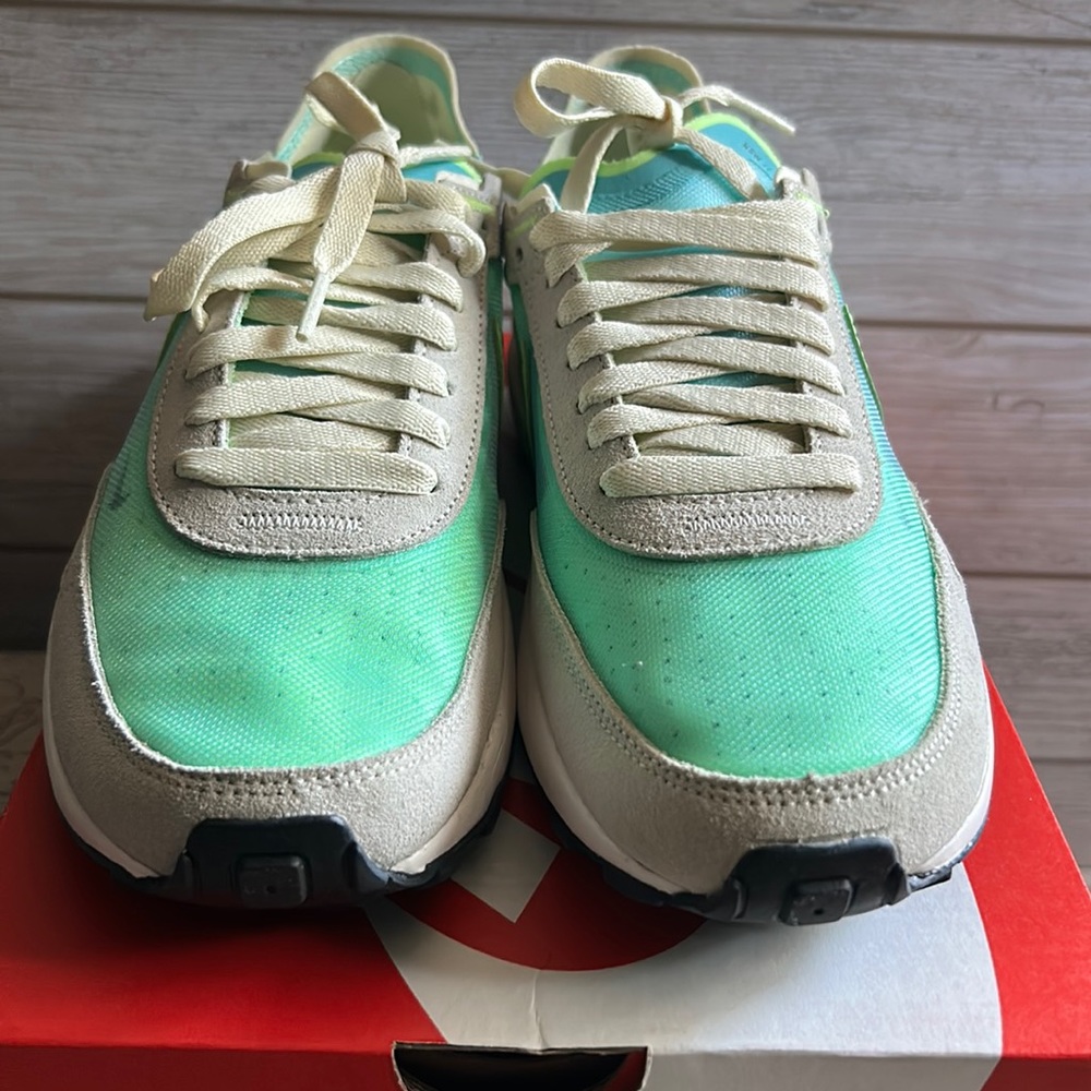 Nike Waffle One “Bleached Aqua”